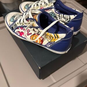 listing-status-banner